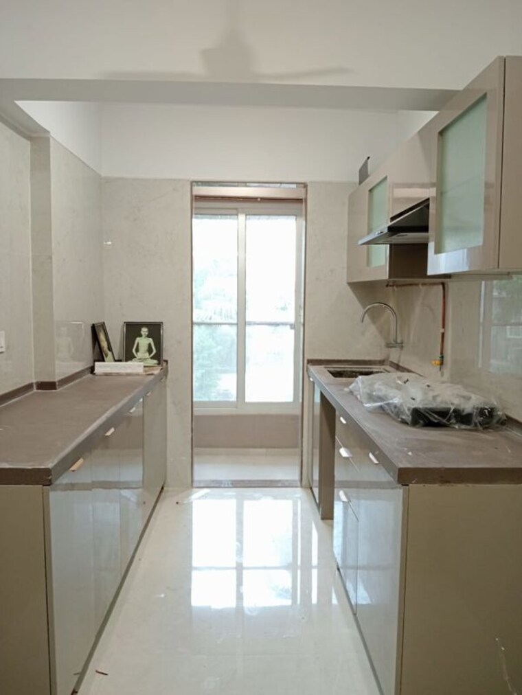 Kitchen, acharat-baug 3 Bedroom 1180 Sq.Ft. Apartment In Santacruz West Mumbai 10251765