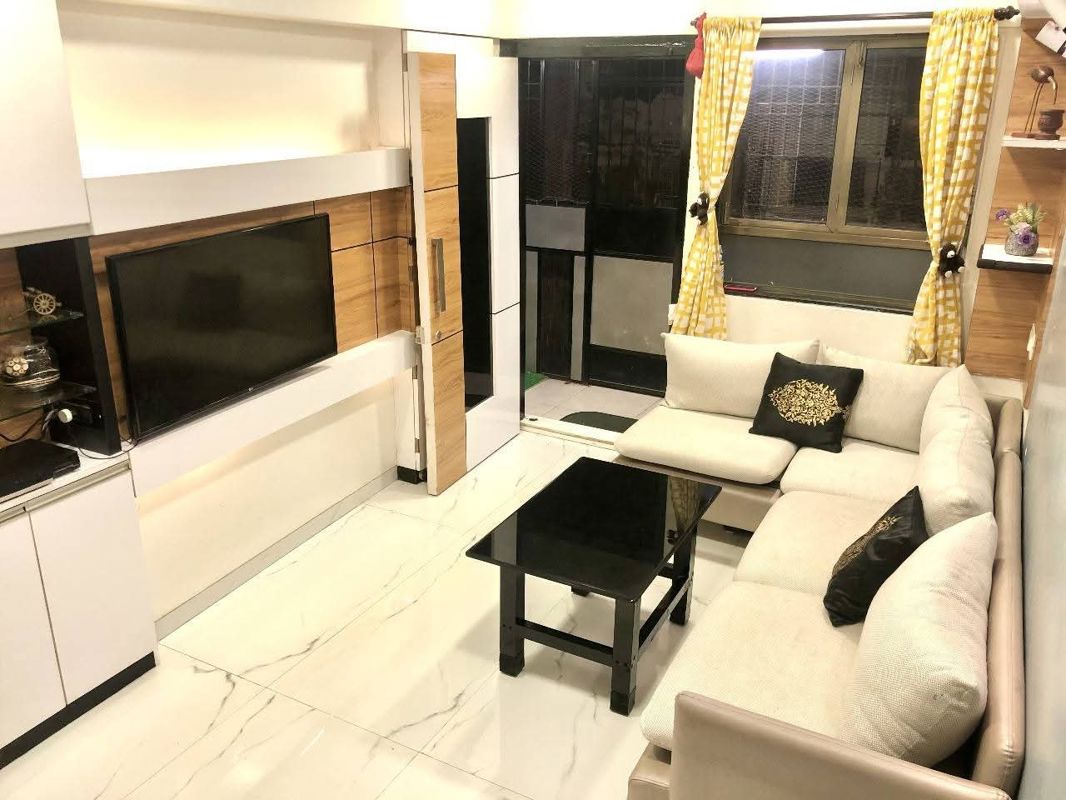 1 BHK Apartment For Rent in Khar West