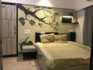 Bedroom in 1 BHK Apartment at Khar West – for Rent