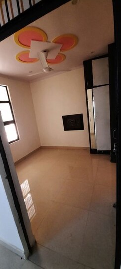 4 BHK + Pooja Room Apartment For Sale in Signature Global Sarvam
