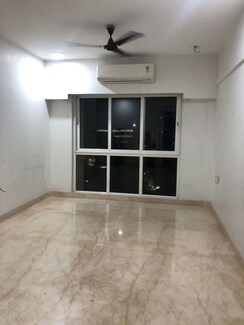 2 BHK Apartment For Rent in Omkar Meridia