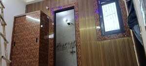 Bathroom in 2 BHK Builder Floor at Amrapali Vaishali, Vaishali Sector 3 – for Rent