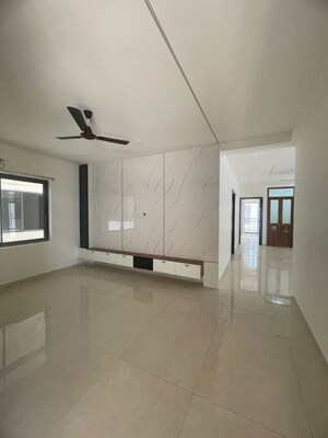 3 BHK Apartment For Rent in SRR Sriram River View, Narsingi