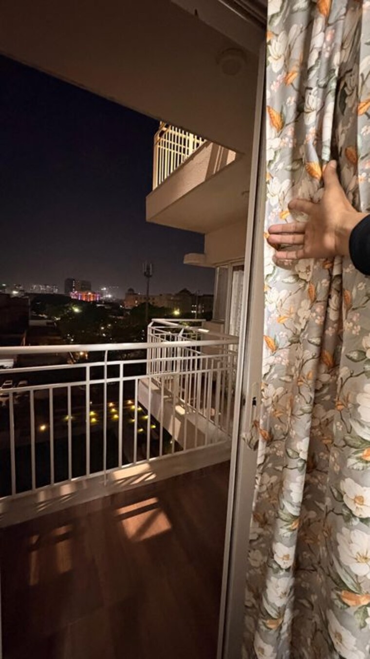 Balcony, experion-capital 4 Bedroom 2550 Sq.Ft. Apartment In Vibhuti Khand Lucknow 10252063