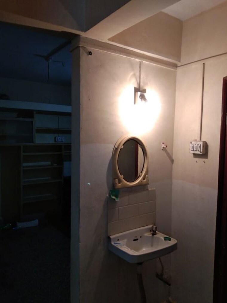 Bathroom, bhusari colony 1 Bedroom 519 Sq.Ft. Apartment In Bhusari Colony Pune 10251969