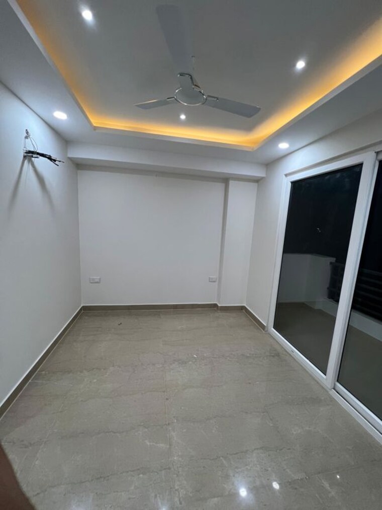 Room, sector 5 dwarka 3 Bedroom 1450 Sq.Ft. Apartment In Sector 5 Dwarka Delhi 10228591