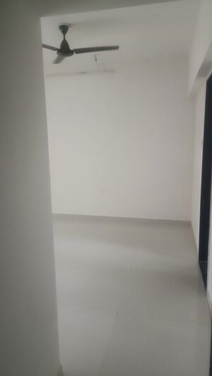 Room in 2 BHK Apartment at Sahajanand Arista, Goregaon West – for Rent