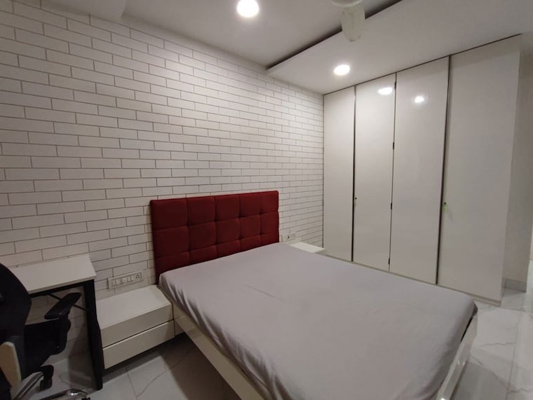 Bedroom, bandra west 3 Bedroom 1200 Sq.Ft. Apartment In Bandra West Mumbai 10252208