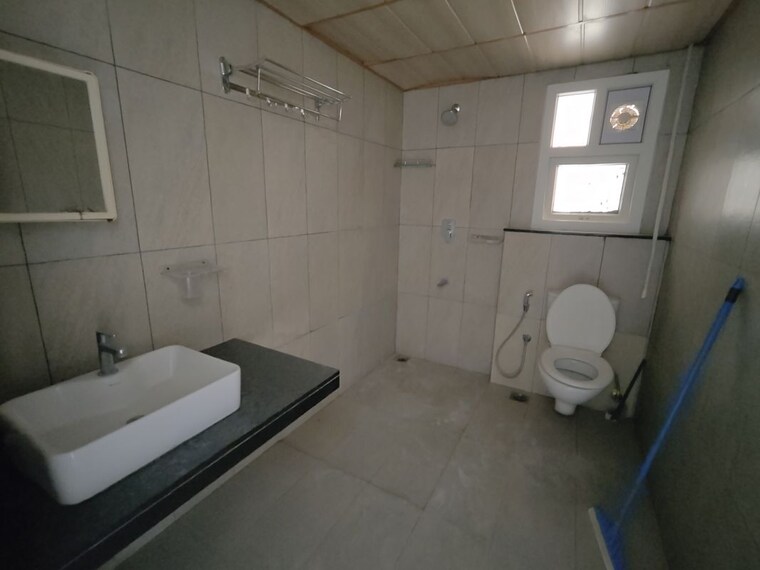Bathroom, prestige-high-fields 3.5 Bedroom 1995 Sq.Ft. Apartment In Gachibowli Hyderabad 10251750