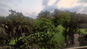 Plot Area in 3 BHK Apartment at Ekta Panorama, Chembur – for Rent