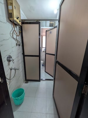 Furnished Amenities in 1 BHK Apartment at Nilgiri Gardens, Nerul – for Rent