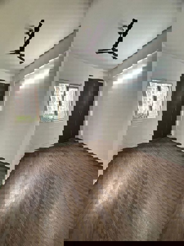 2 BHK Apartment For Sale in Trident Embassy