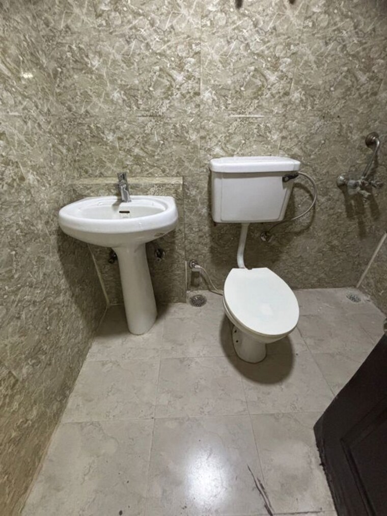 Attached Bathroom, trident-embassy 2 Bedroom 990 Sq.Ft. Apartment In Sector 1 Greater Noida Greater Noida 9632131