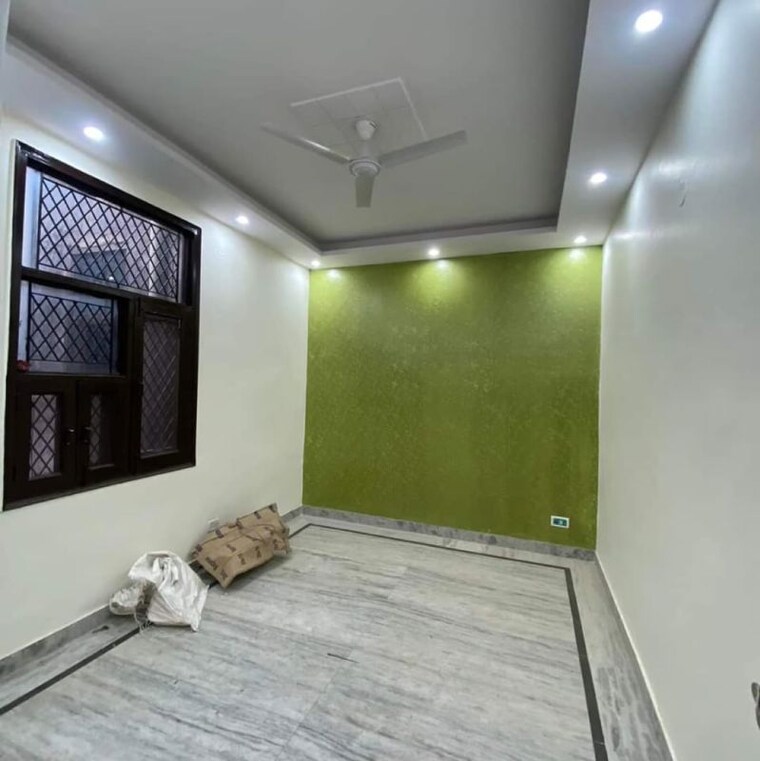 Room, new industrial township 1 2 Bedroom 900 Sq.Ft. Independent House In New Industrial Township 1 Faridabad 10252591