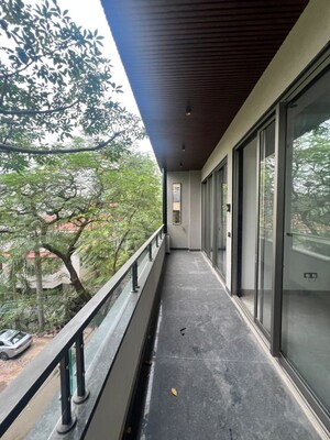 Balcony in 4 BHK Apartment at Safdarjung Enclave – for Rent