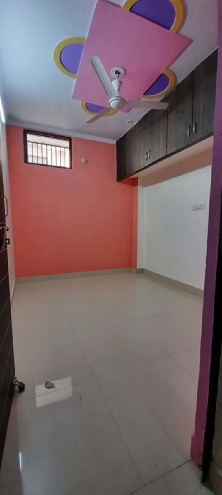 Room, nawada 3 Bedroom 50 Sq.Yd. Builder Floor In Nawada Delhi 10252617
