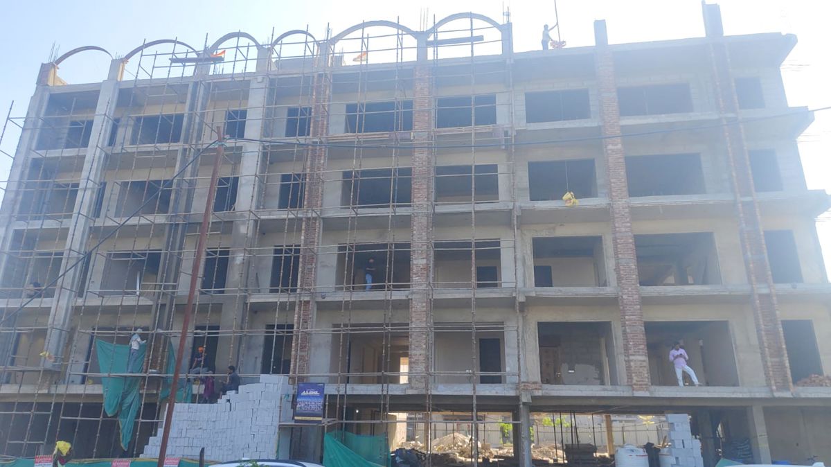 4 BHK Builder Floor For Sale in Sector 102