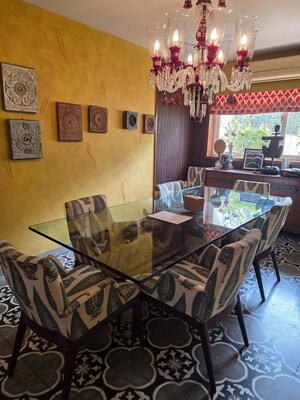 Dining area in 2 BHK Apartment at Andheri West – for Rent