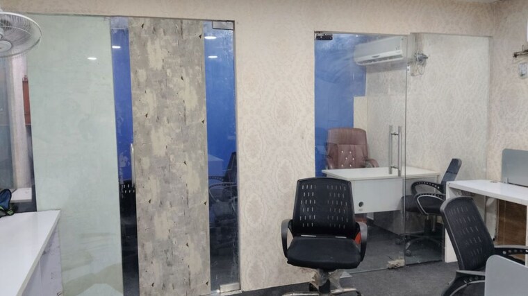 Team Area, sector 2 Commercial Office Space 500 Sq.Ft. In Sector 2 Noida 10252671