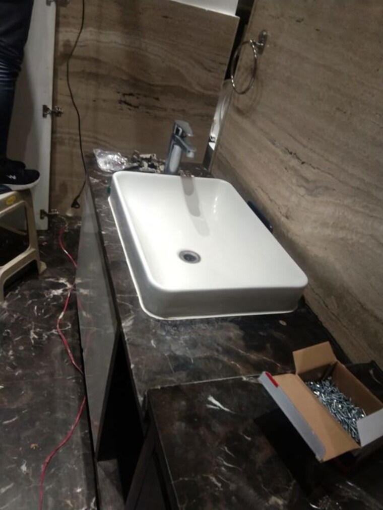 Bathroom, panchsheel enclave 3 Bedroom 2300 Sq.Ft. Apartment In Panchsheel Enclave Delhi 10252679