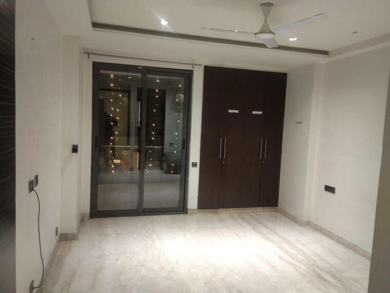 Room, panchsheel enclave 3 Bedroom 2300 Sq.Ft. Apartment In Panchsheel Enclave Delhi 10252679