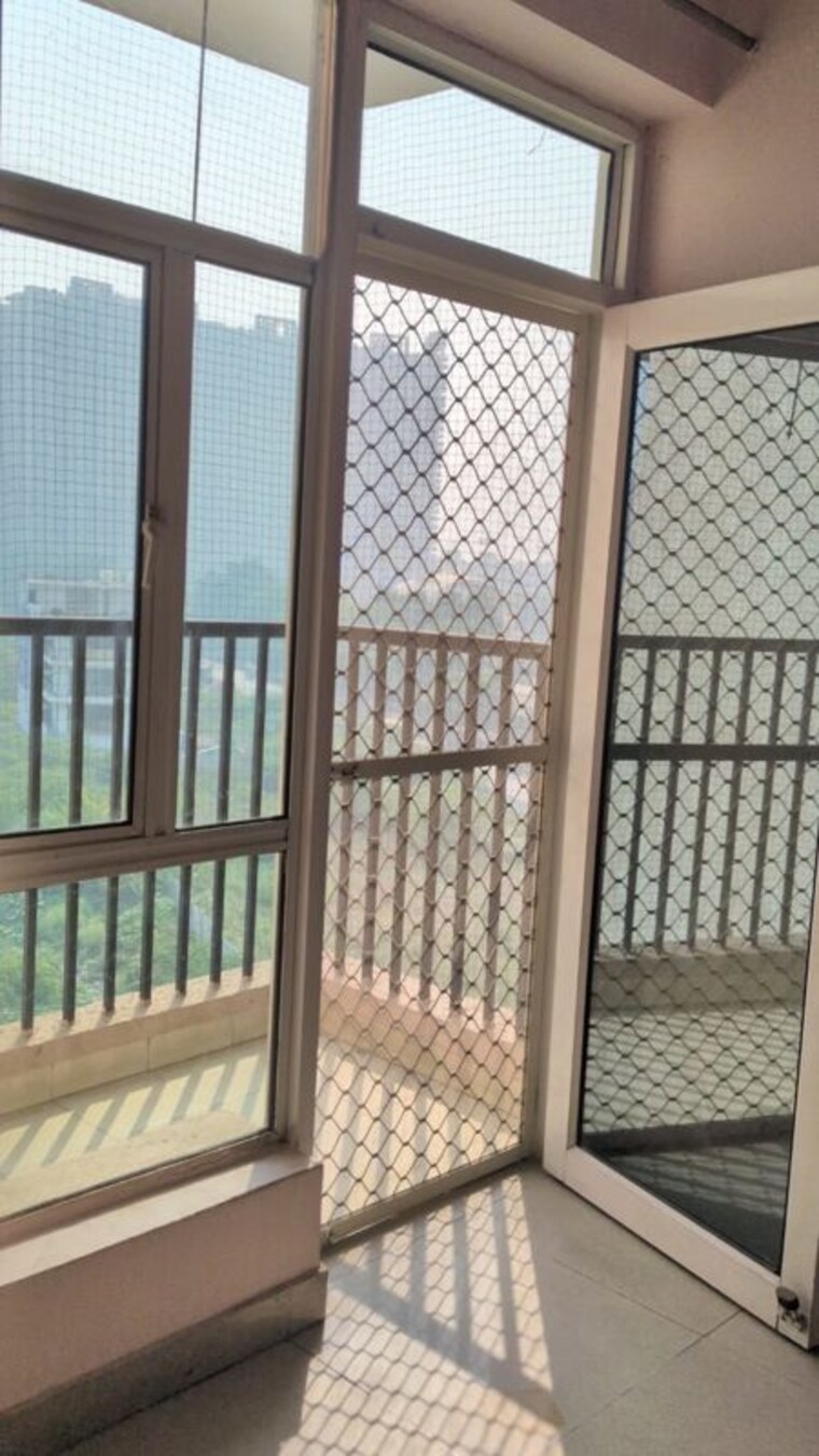 Balcony, gaur-city-4th-avenue 2.5 Bedroom 1175 Sq.Ft. Apartment In Sector 4 Greater Noida Greater Noida 10252626