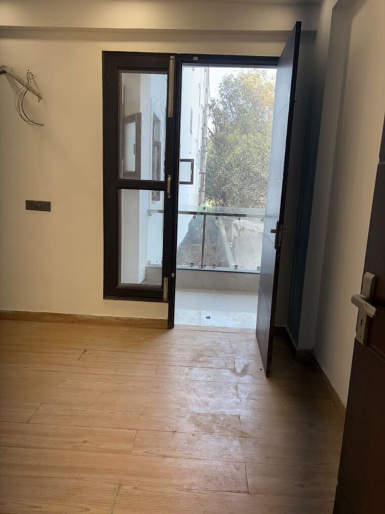 Room, nawada 3 Bedroom 100 Sq.Yd. Builder Floor In Nawada Delhi 10252889
