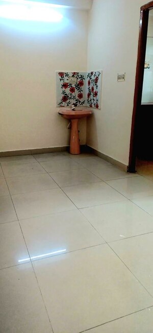 Furnished Amenities in 2 BHK Builder Floor at Khirki Extension – for Rent