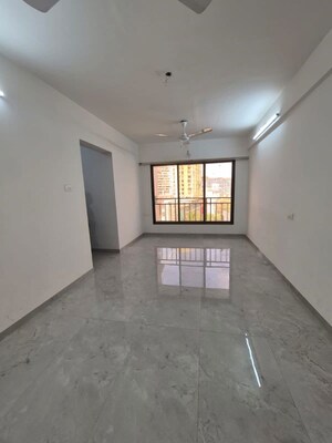 Room in 2 BHK Apartment at Ekta CHS Andheri, Andheri West – for Rent