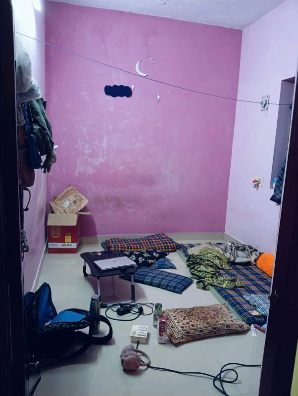 2 BHK + Pooja Room Apartment For Rent in Beleghata