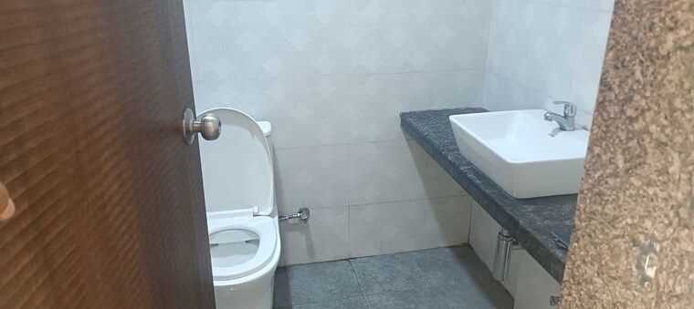 Bathroom, acme-ozone 3 Bedroom 1350 Sq.Ft. Apartment In Manpada Thane 10253037