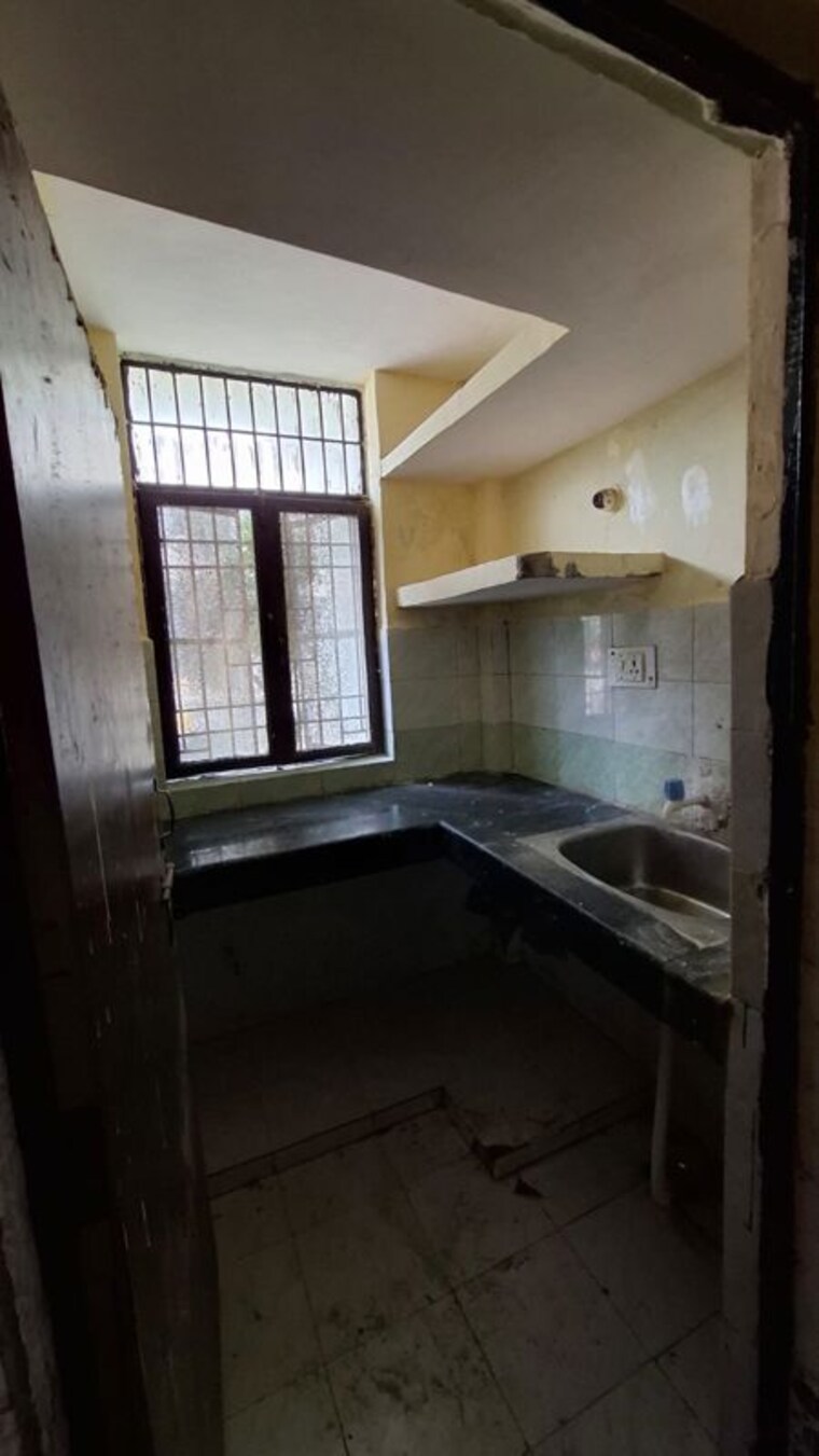 Kitchen, sector 10 greater noida 1.5 Bedroom 30 Sq.Mt. Apartment In Sector 10 Greater Noida Greater Noida 10253055