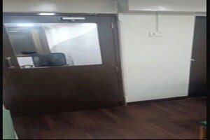 Room in  Office Space at Twin Complex, Andheri East – for Rent