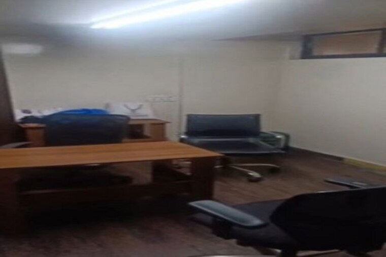 Living Room, twin-complex Commercial Office Space 400 Sq.Ft. In Andheri East Mumbai 10253058