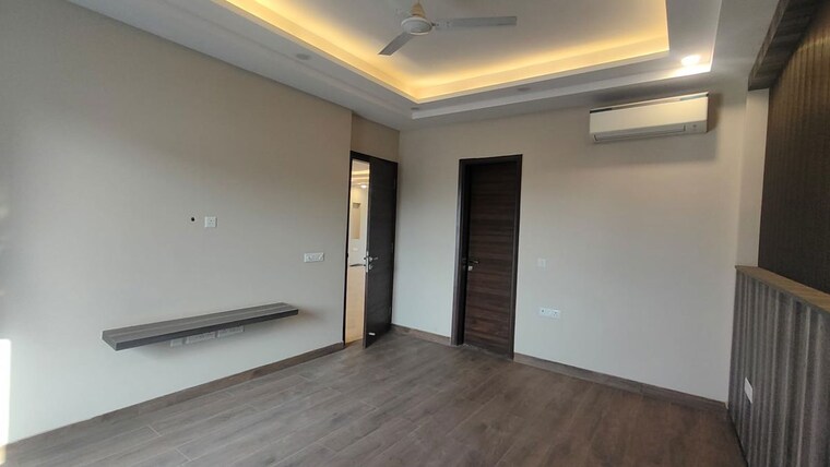 Room, sector 45 3 Bedroom 2100 Sq.Ft. Builder Floor In Sector 45 Gurgaon 10253061