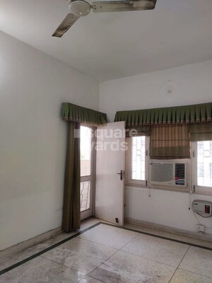 Building Lobby in 2 BHK Builder Floor at Vikas Puri – for Rent