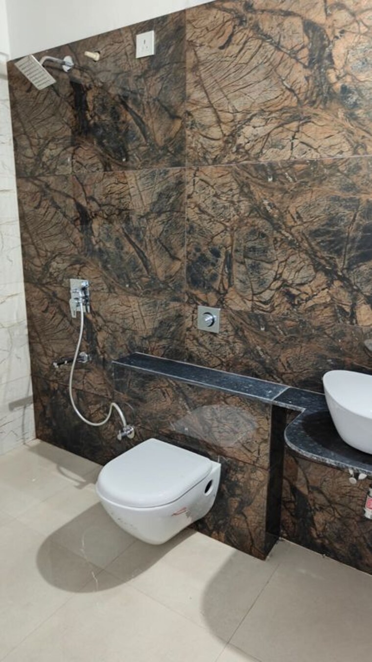 Bathroom, kundan-espacio 3 Bedroom 1250 Sq.Ft. Apartment In Balewadi Pune 10253153