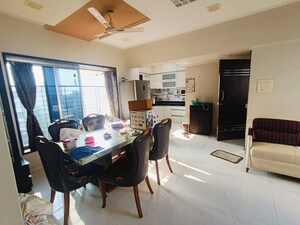 2 BHK Apartment For Rent in Bhaveshwar Darshan, Altamount Road
