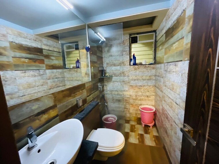 Bathroom, kharghar 3 Bedroom 2000 Sq.Ft. Apartment In Kharghar Navi Mumbai 10253251