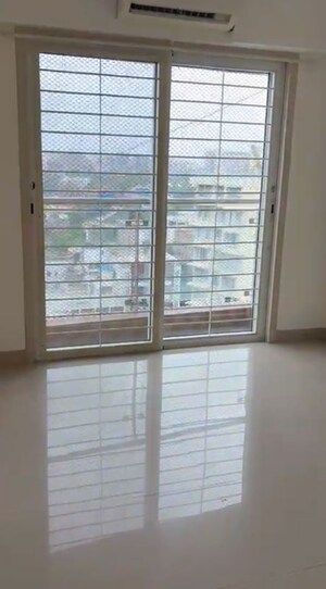 Bedroom in 2 BHK Apartment at Chembur – for Sale