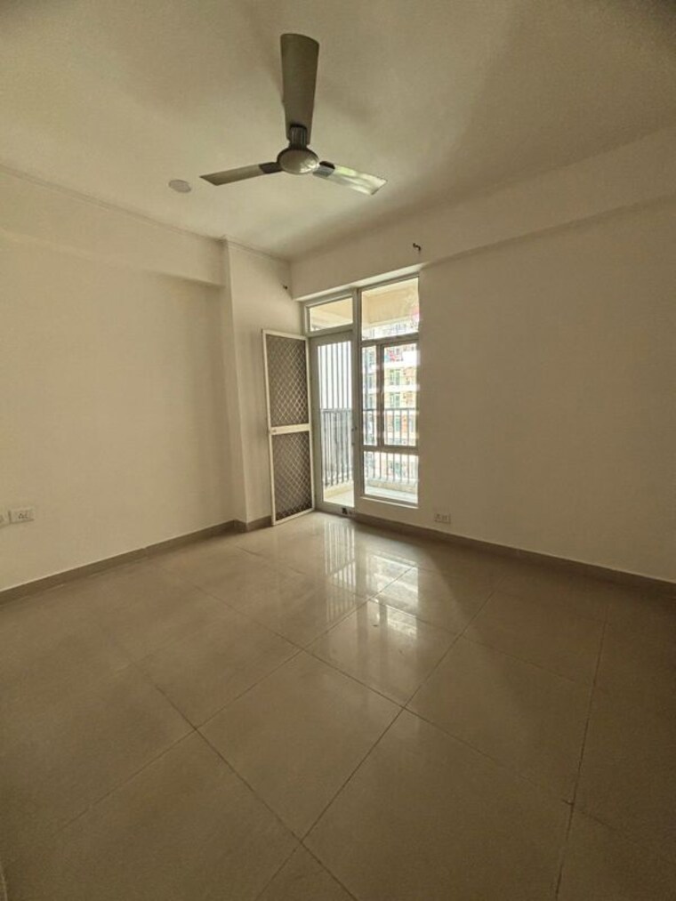Room, gaur-atulyam 3 Bedroom 1300 Sq.Ft. Apartment In Omicron I Greater Noida Greater Noida 10253424