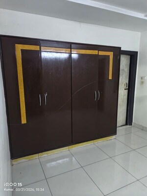 Room in 2 BHK Builder Floor at Currency Nagar – for Rent