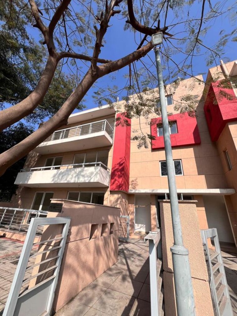 Exterior View, nirvana country 3 Bedroom 1470 Sq.Ft. Builder Floor In Nirvana Country Gurgaon 10253516