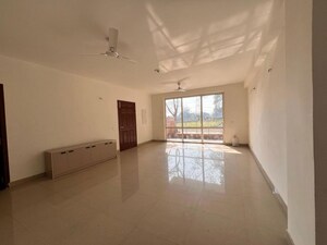 Building Lobby in 3 BHK Builder Floor at Nirvana Country – for Rent