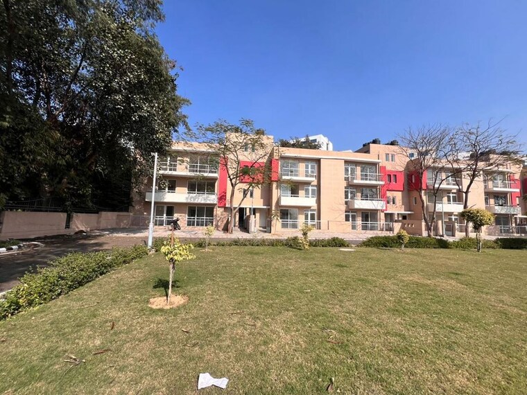 Exterior View, nirvana country 3 Bedroom 1470 Sq.Ft. Builder Floor In Nirvana Country Gurgaon 10253516