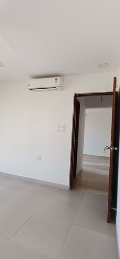 2 BHK + Pooja Room Apartment For Sale in Amanora Trendy Homes