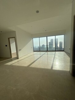 4 BHK + Pooja Room,Servant Room Apartment For Rent in Rustomjee Crown