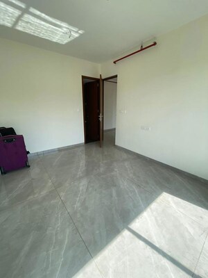 Room in 3 BHK Apartment at Hubtown Seasons, Chembur – for Rent