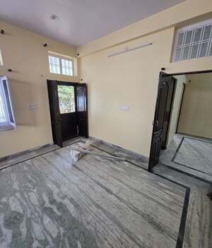 Room in 5 BHK Independent House at Vaishali Nagar – for Rent