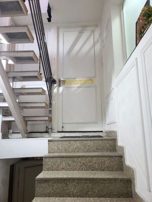 Staircase in 3 BHK Builder Floor at Kishangarh – for Rent